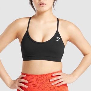 SOLD 🎉 (on M) Gymshark V Neck Bra